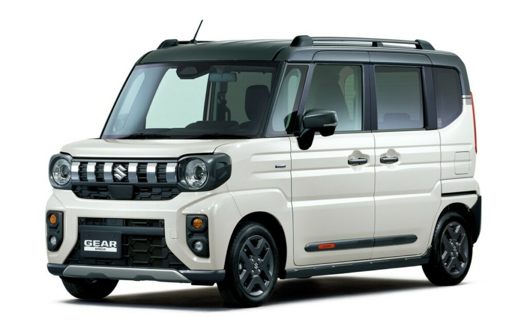 スペーシアギアのソフトベージュメタリック ガンメタリック2トーンルーフ