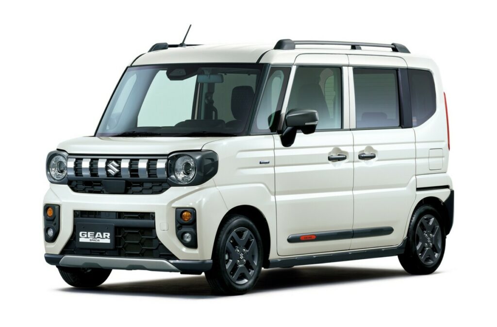 スペーシアギアのピュアホワイトパール