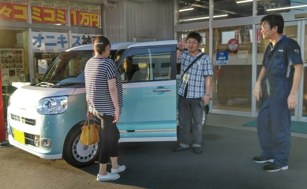 ムーヴキャンバスの納車風景