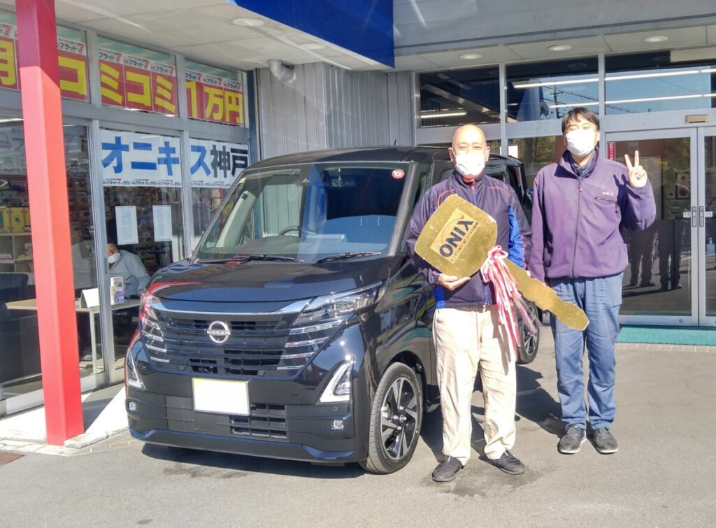 S様。新車ルークスの黒色を御納車。フラット7リース2台目のお客様。