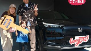 明石西店　Ｉ様　新車　ヴェゼルの納車式のお写真です。