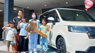 明石西店　Ｋ様　新車　ステップワゴンスパーダの納車のお写真です。